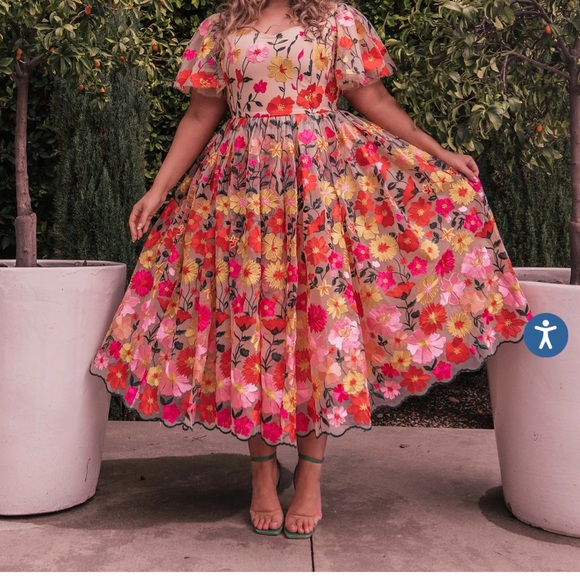 Jessakae English Garden Dress in Small - Picture 4 of 15